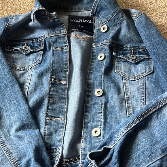 Jean jacket - Picture 3 of 4